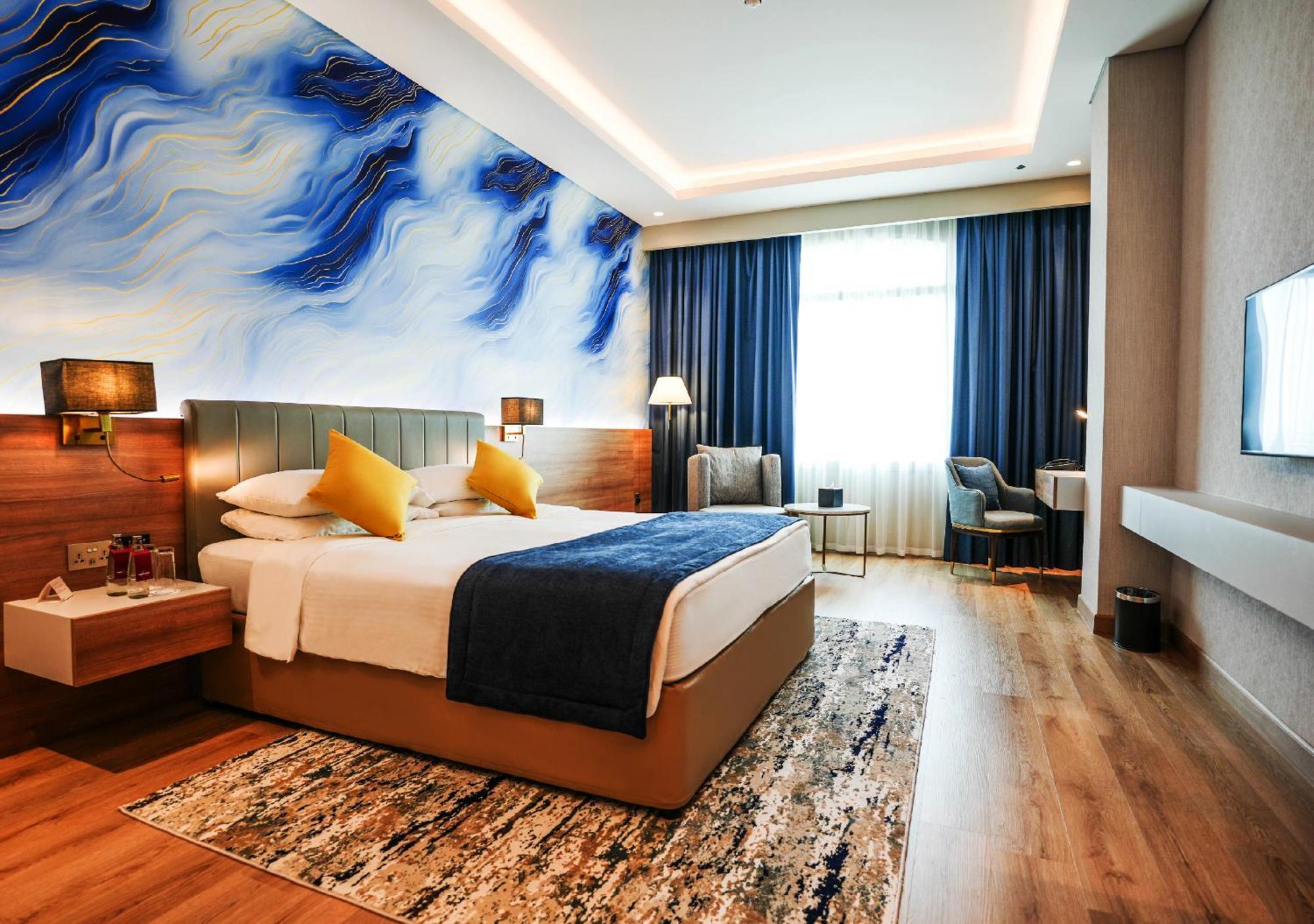 Moevenpick Grand Al Bustan Hotel Dubai Exterior photo